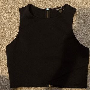 Black sleeveless crop top